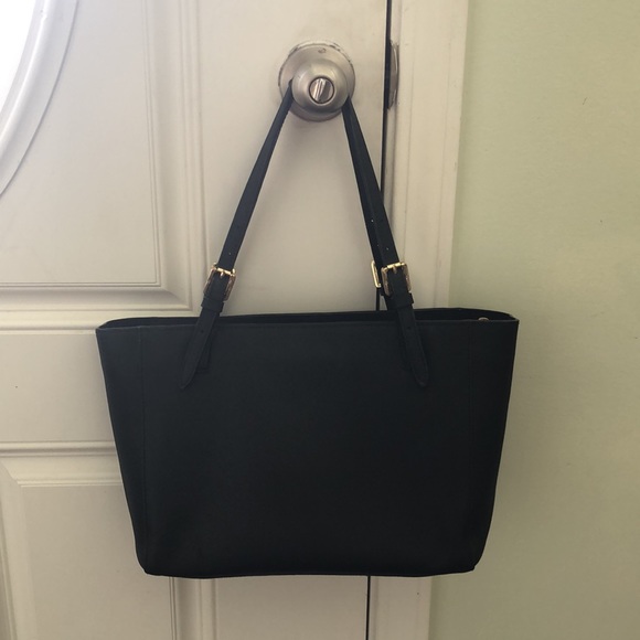 Like new black Tory Burch purse! - Picture 2 of 3